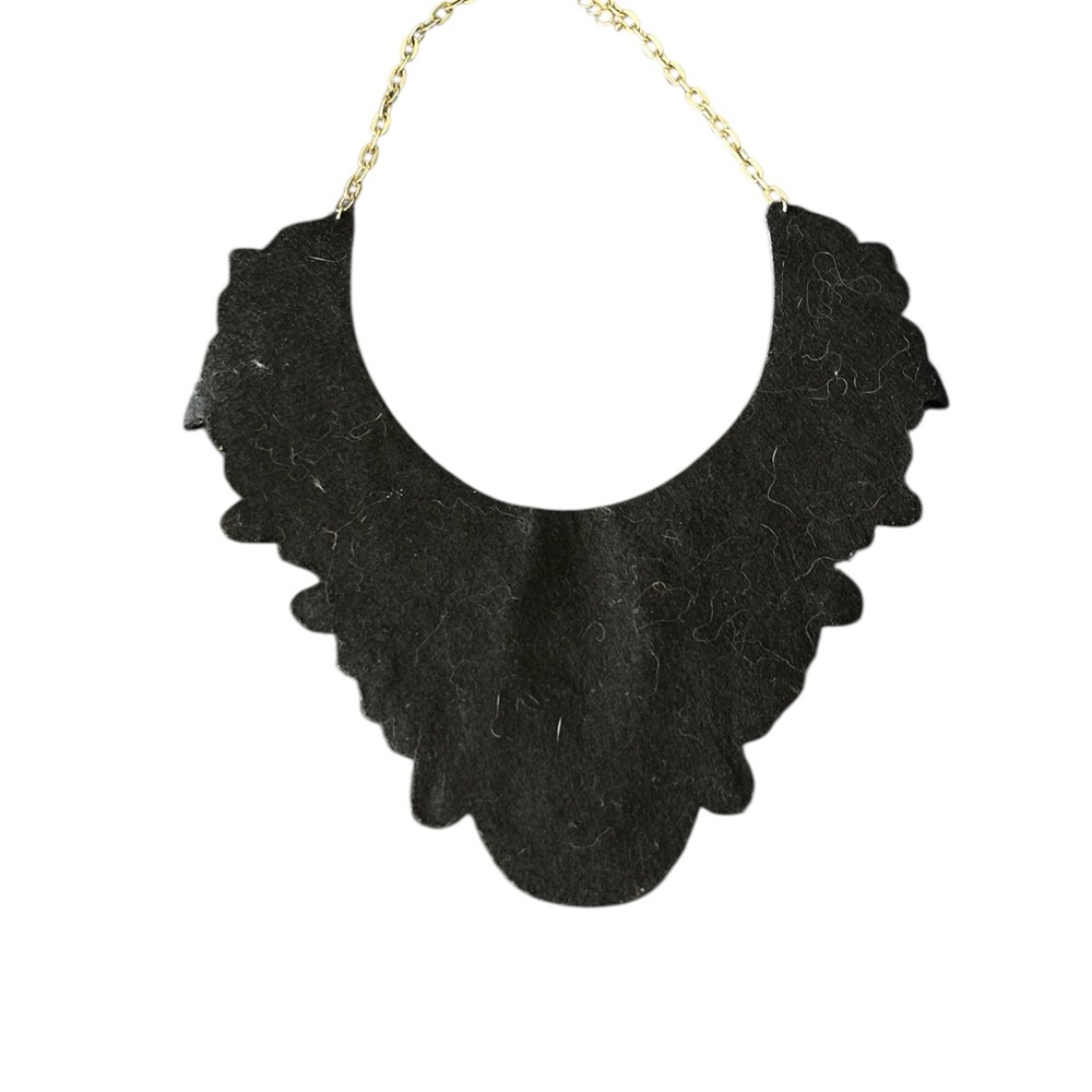 AMEDEO "Uncinetto" Cameo Crocheted Black Rhinestone Bib Necklace - Picture 2 of 2